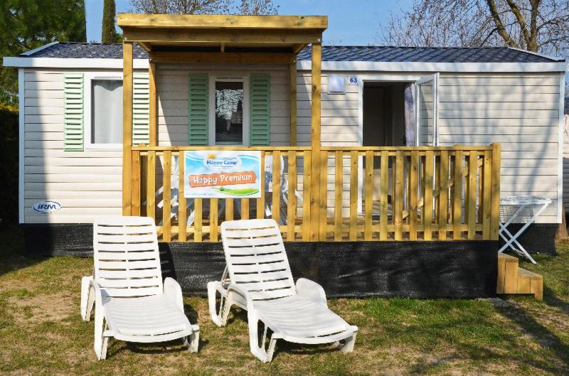 Happy Camp Mobile Homes In Castello Camping & Summer Resort Neos Marmaras Exteriör bild